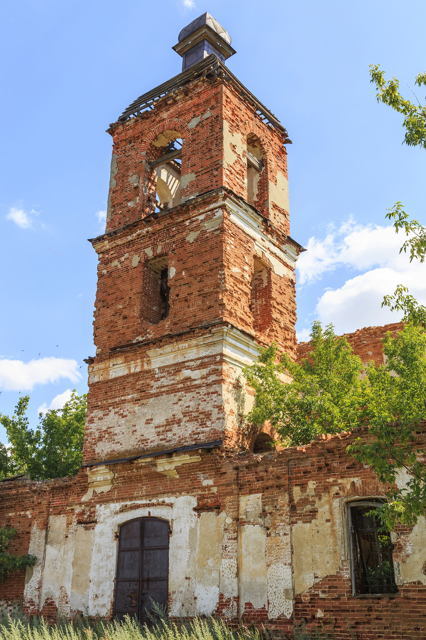 三门峡旅游学校2022年招生简章 - 报考指南及专业介绍