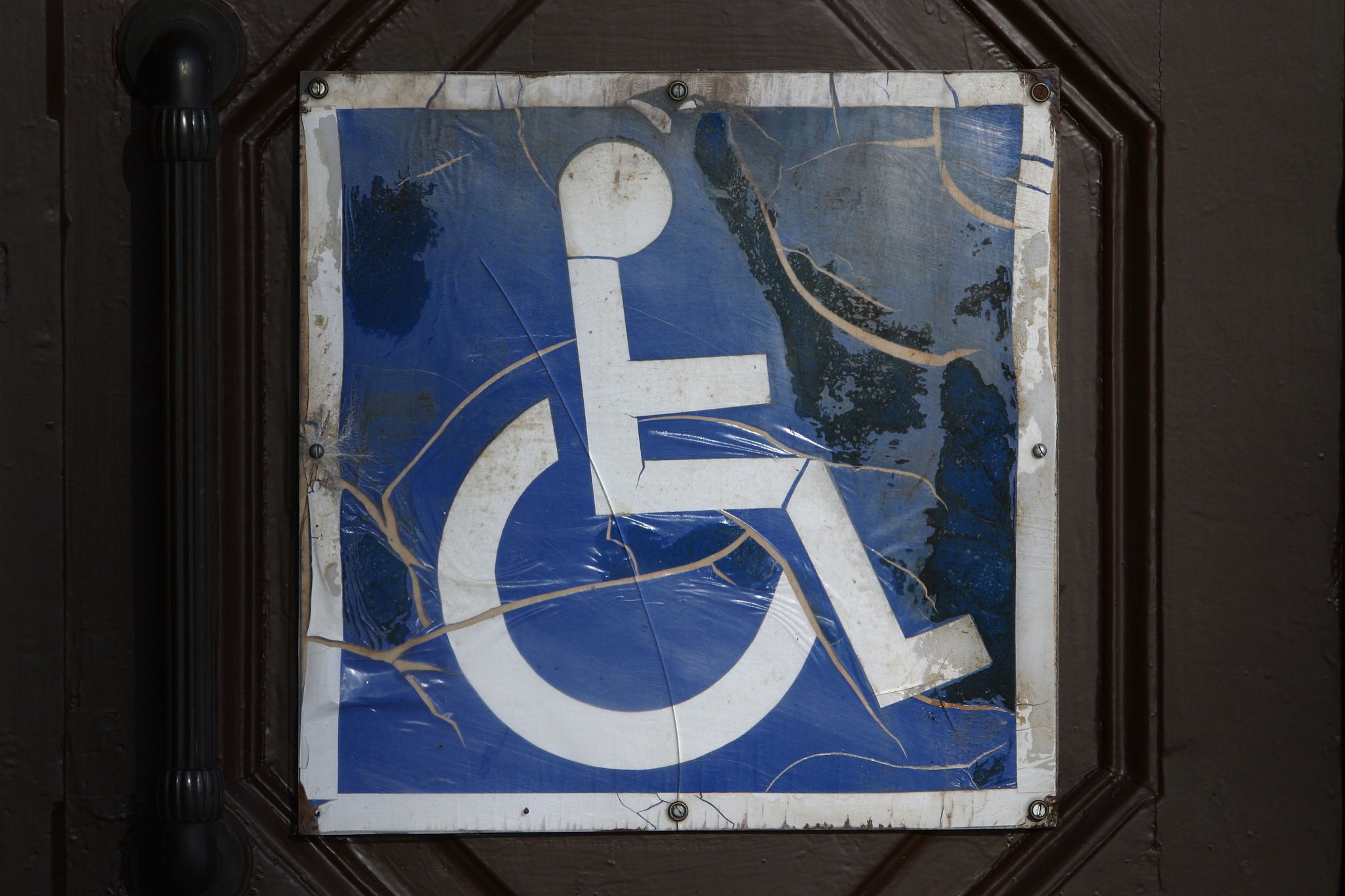 丑劣是什么意思？词语丑劣的含义详解