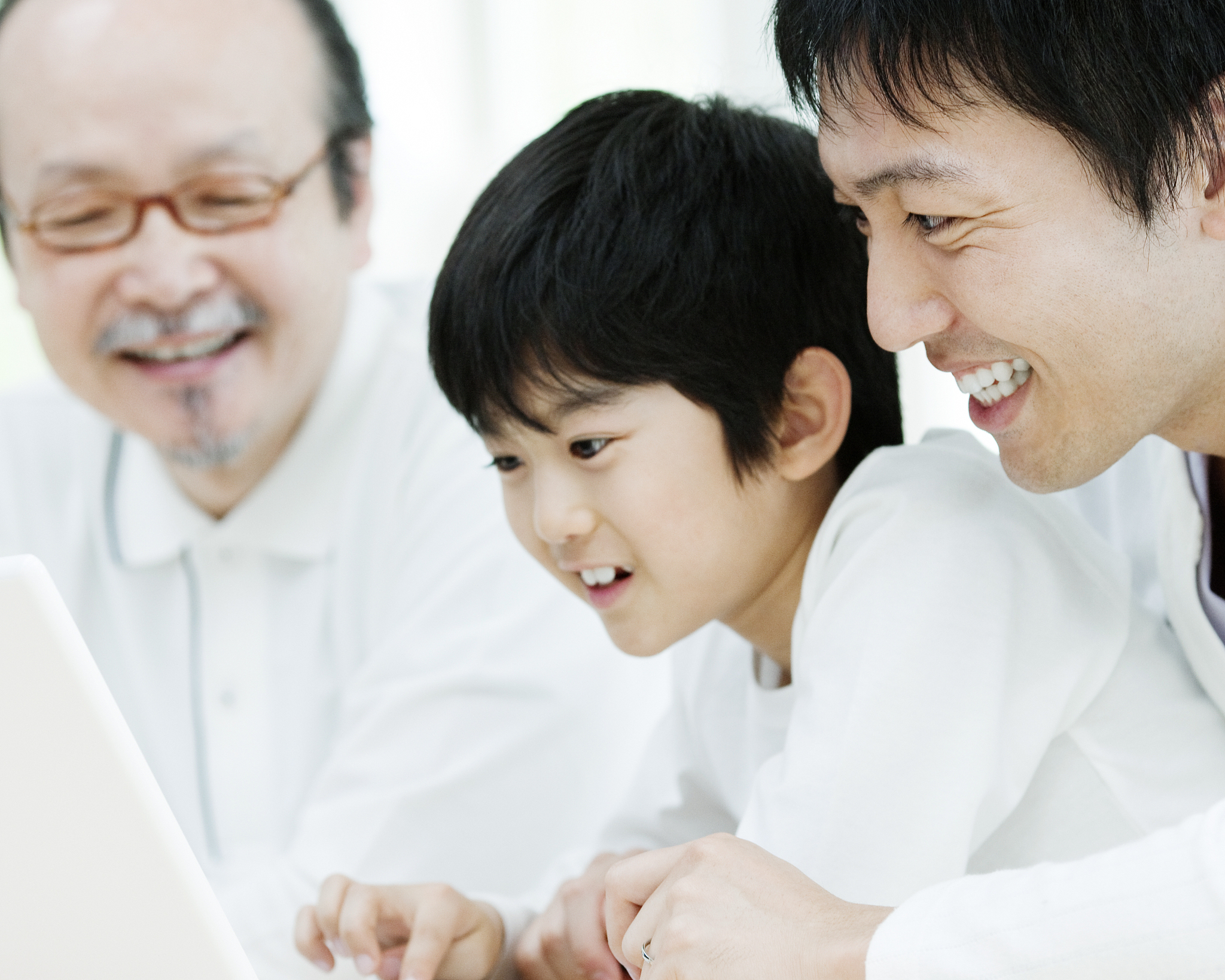 河南省商务学校电脑美术设计制作‘3+2大专’项目荣获多项荣誉