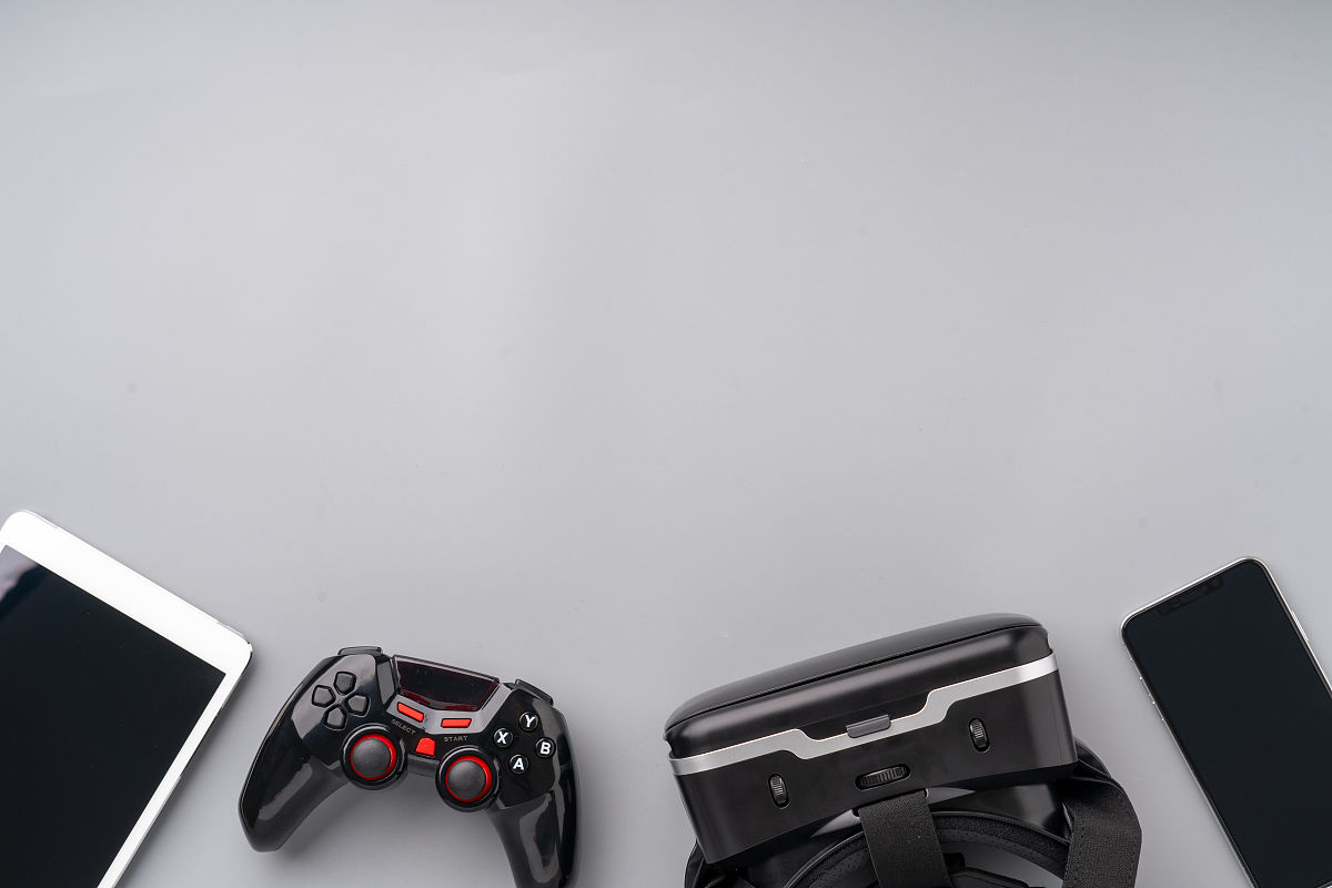 虚拟现实游戏SWOT分析：优势、劣势、机会和威胁