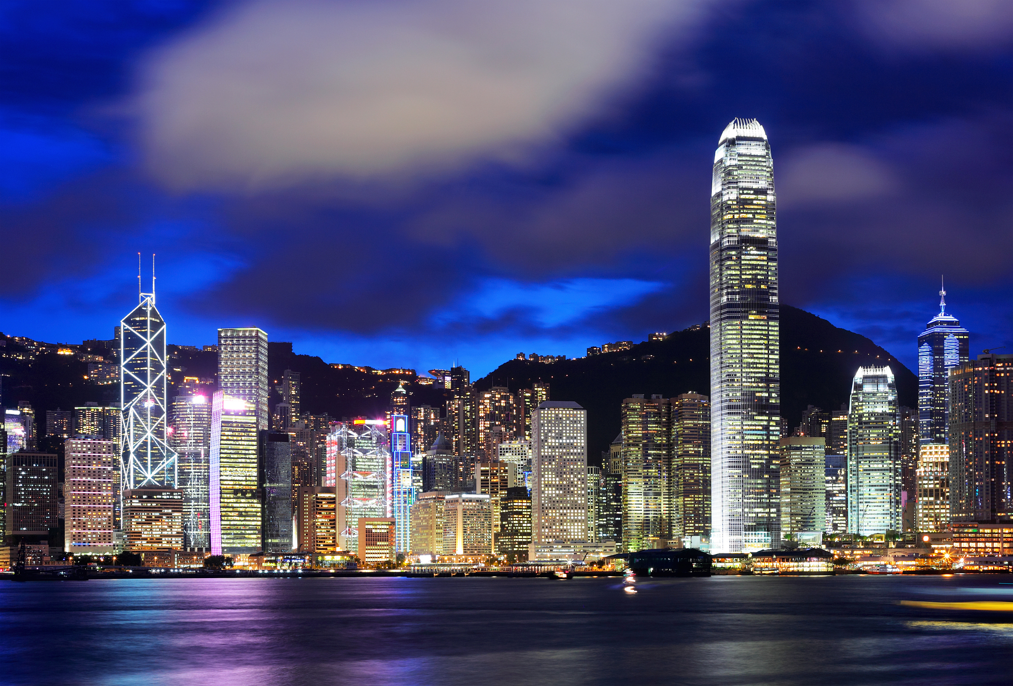 hong kong at night