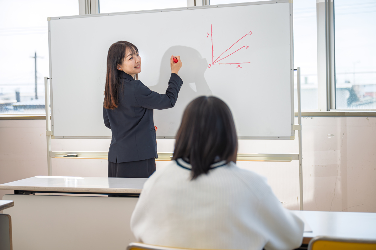 不喜欢英语老师怎么办？如何克服对老师的负面情绪，保持学习兴趣