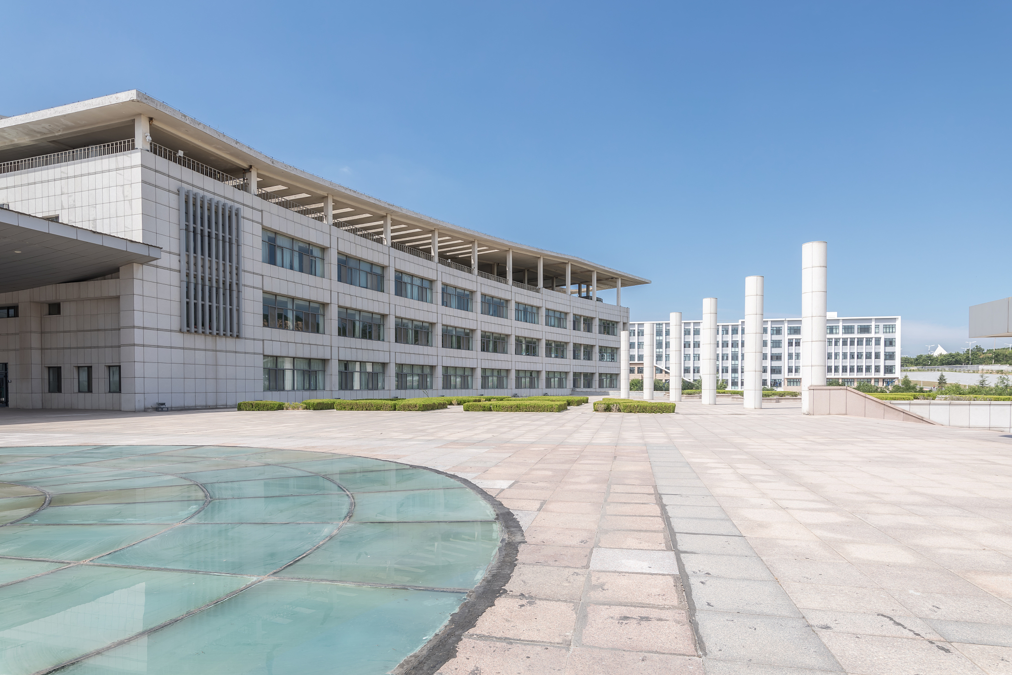 青岛海滨职业学校 - 三维影视动画专业：动画制作人才培养基地