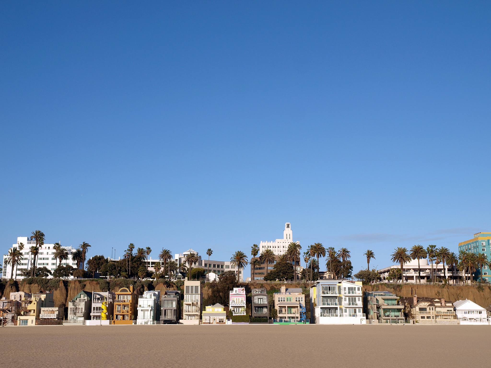 santa monica beach life