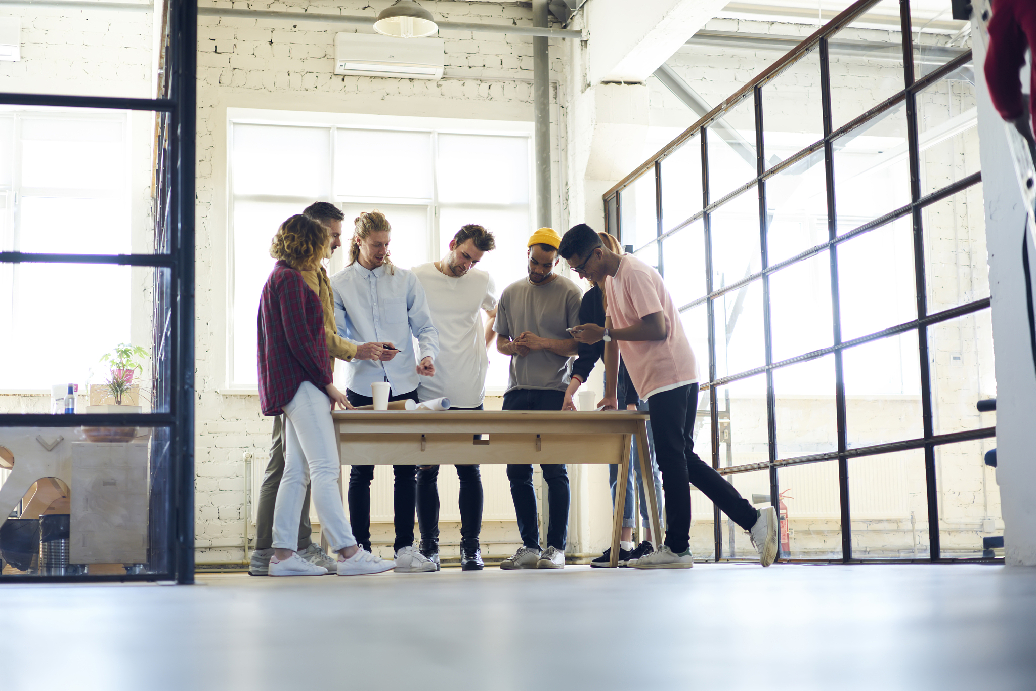 自己具备什么才有资格报考地勤专业