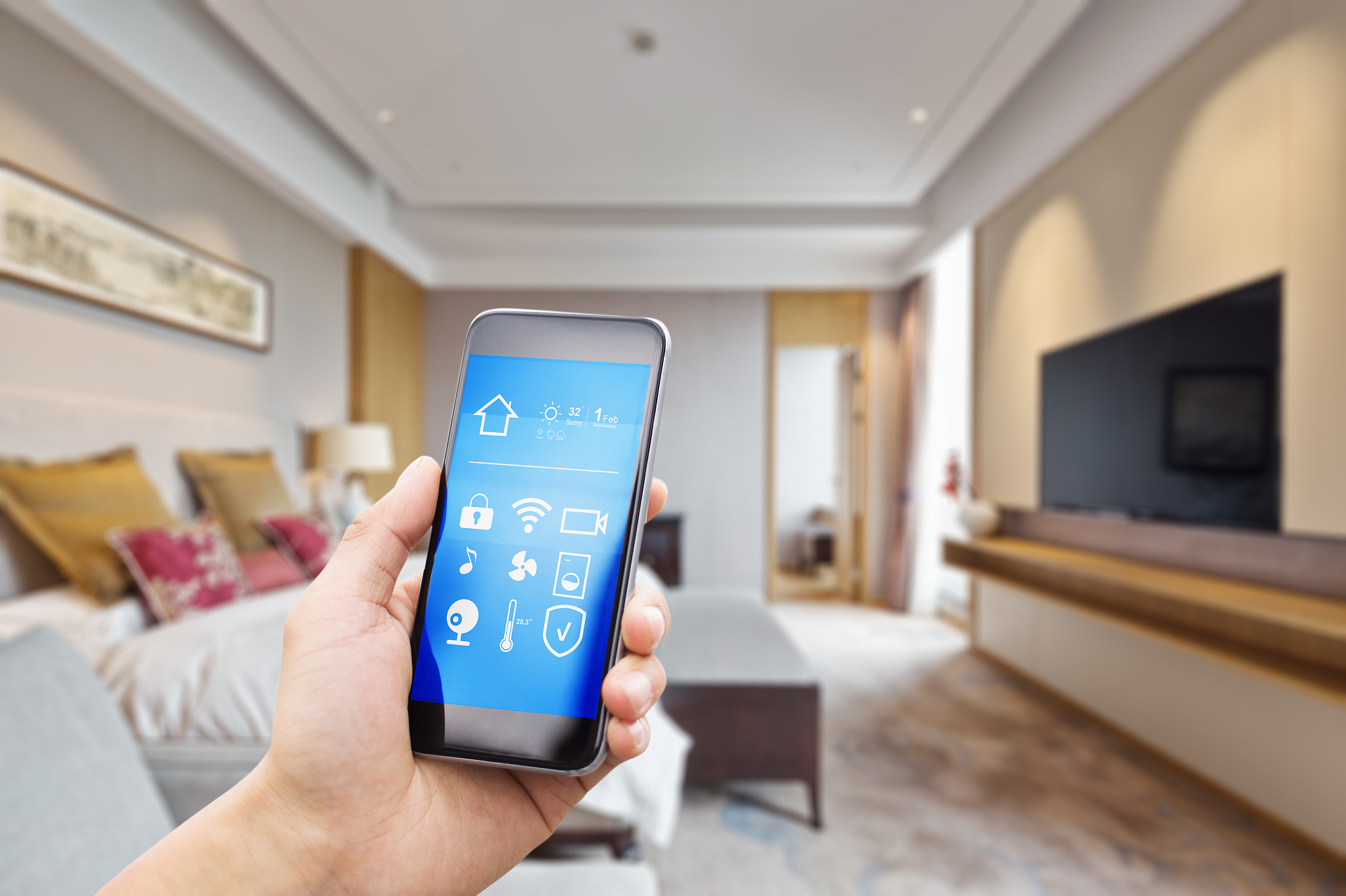 mobile phone in smart home