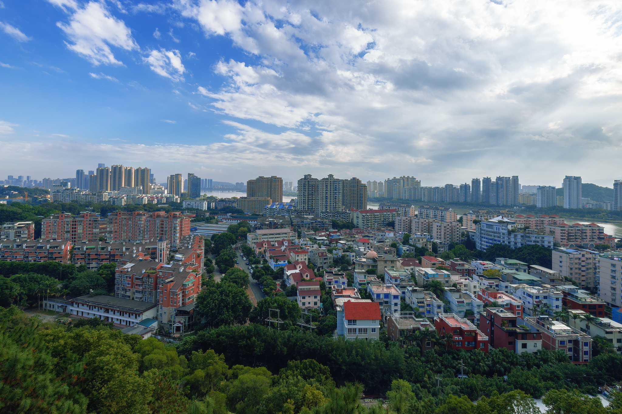 福州遇到困难怎么办？12345热线及媒体求助指南