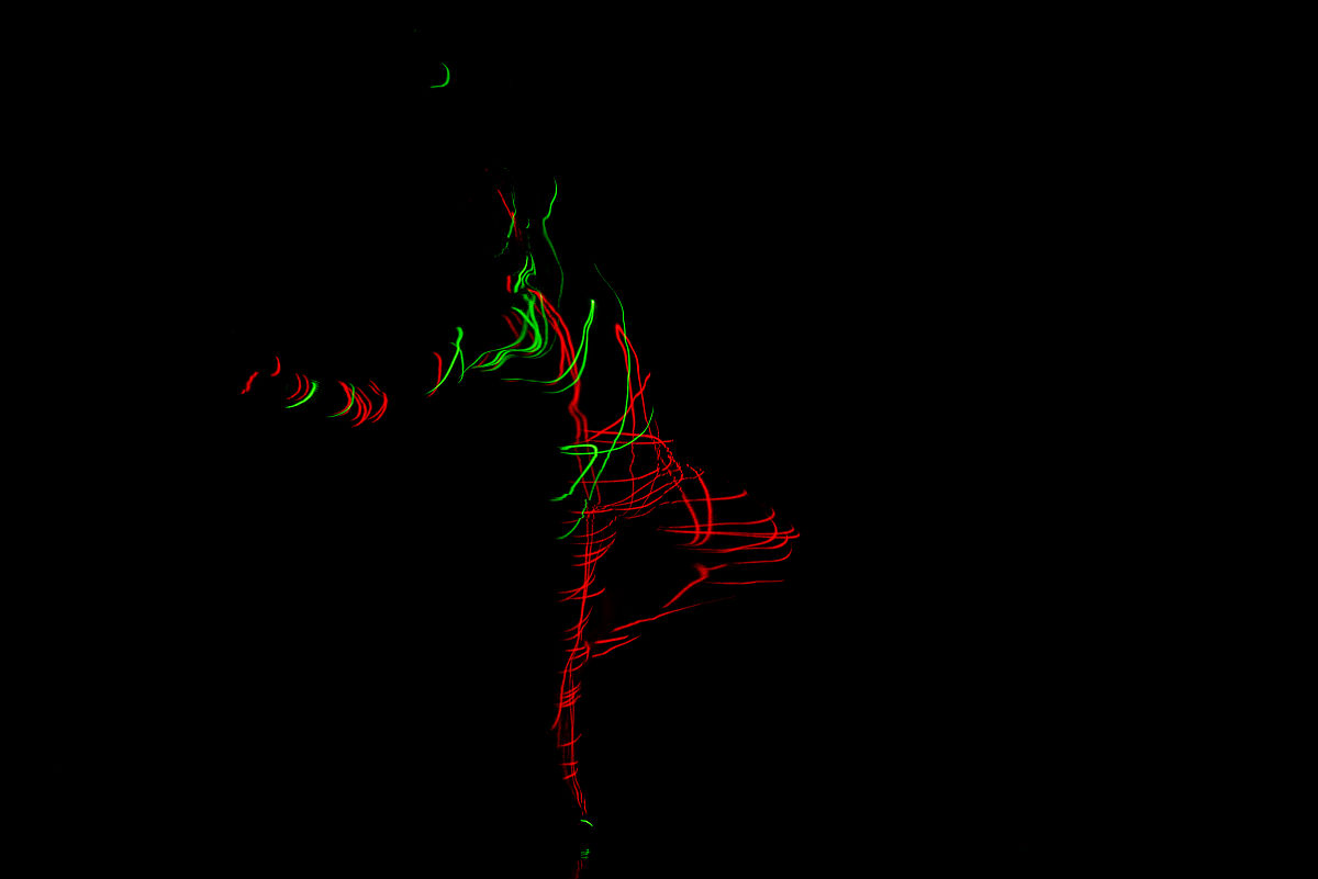 在phoenix 火凤凰流体烛光模拟中我们通常采用什么 A湍流力 辅助力来完成 B普通力场 C粒子协调 D波浪力