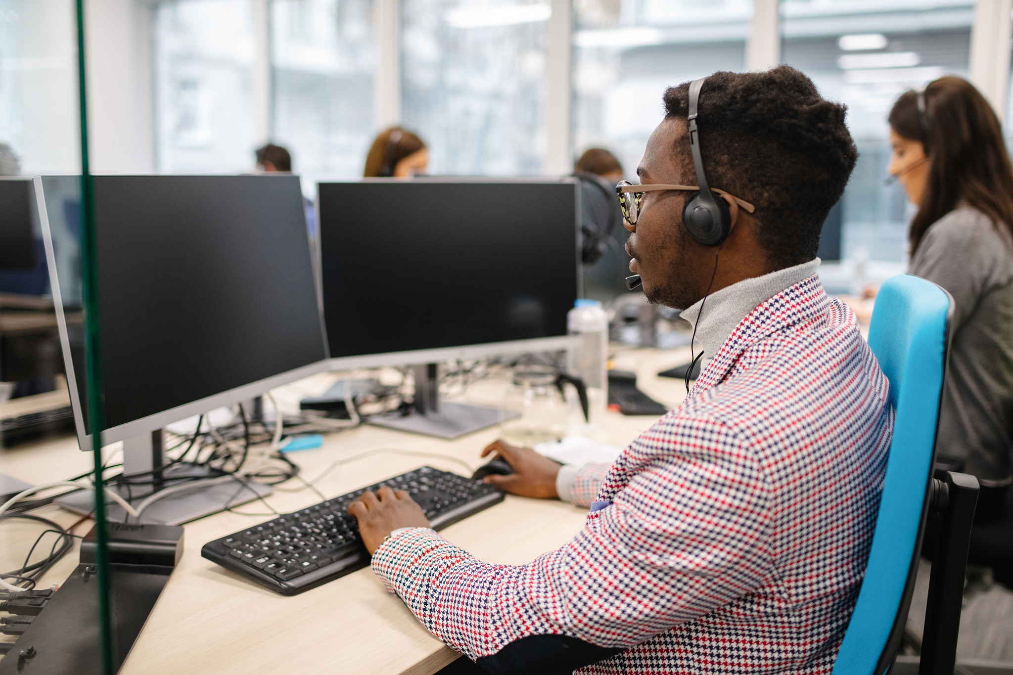 call center worker