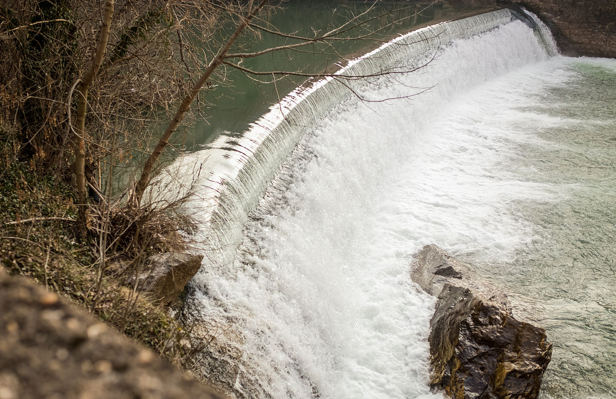 瀑布、急流的计算位置计算速度计算高度细节