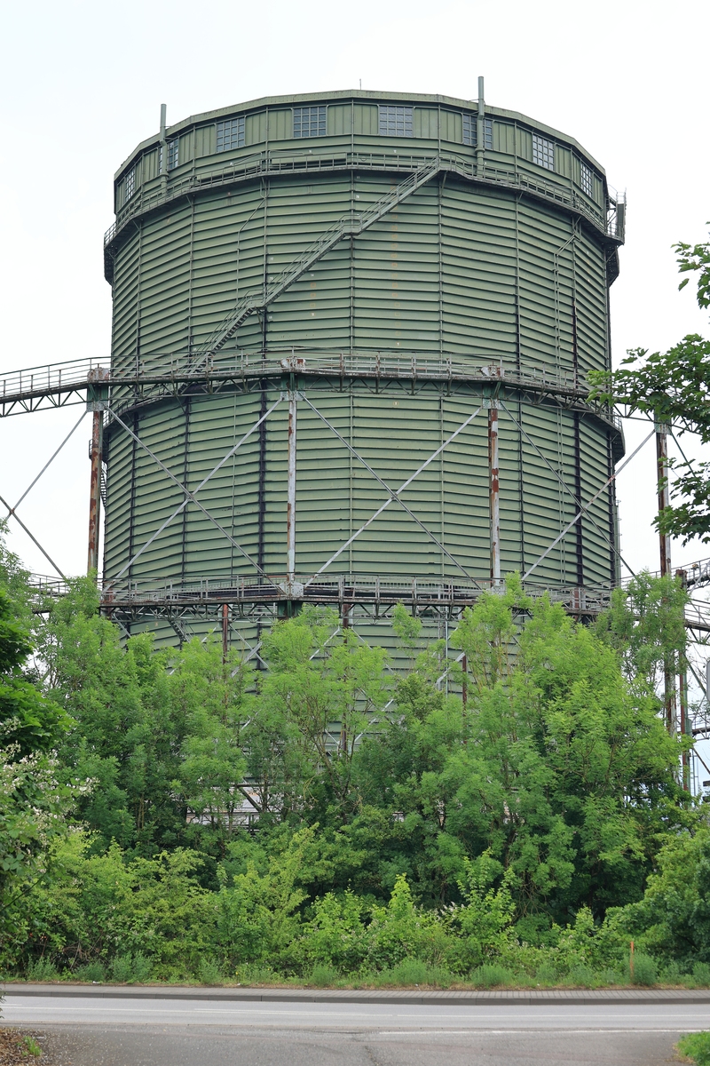 油田储罐防腐措施1000字