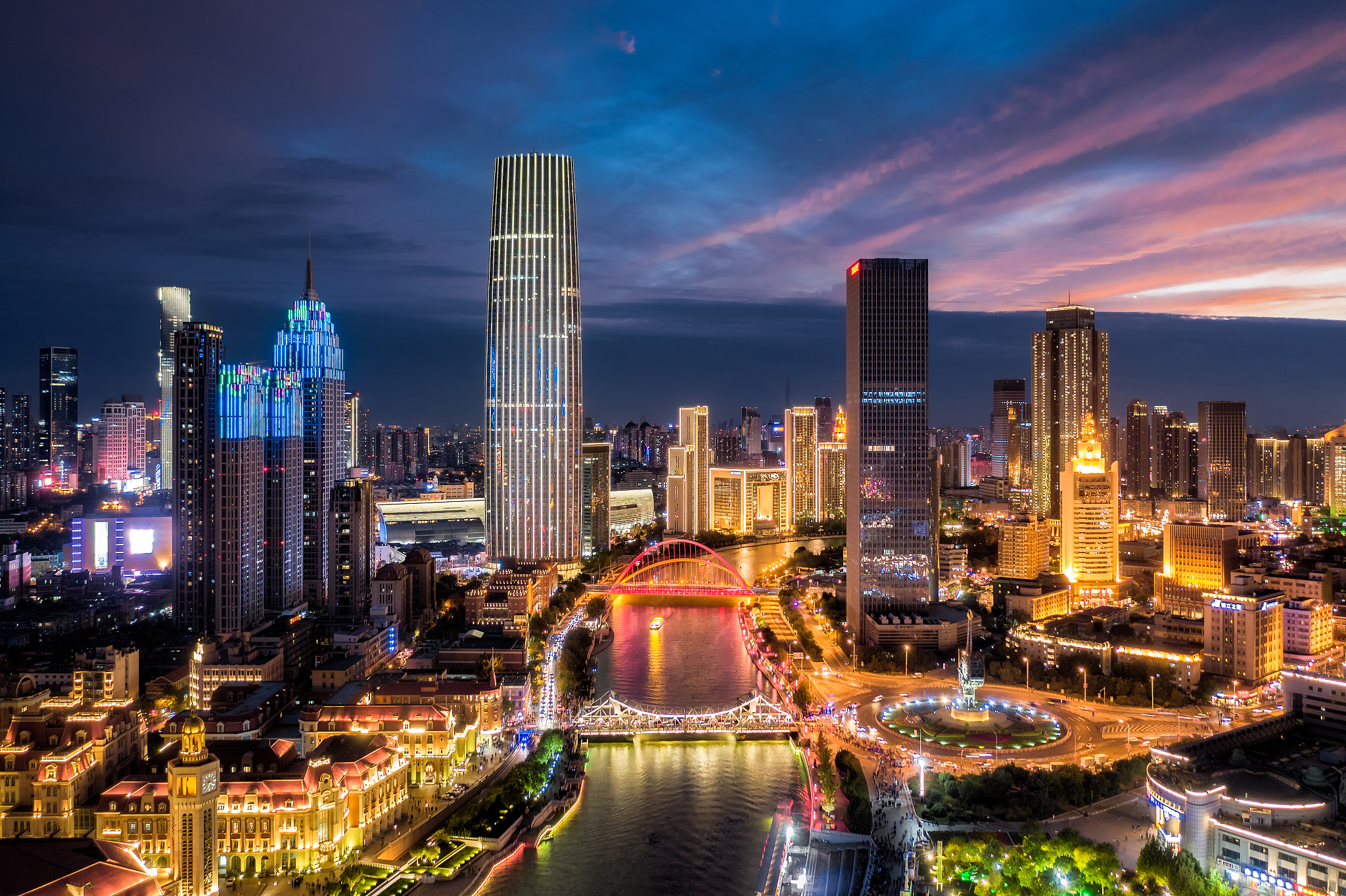 天津市海河夜景天津环球金融中心夜景