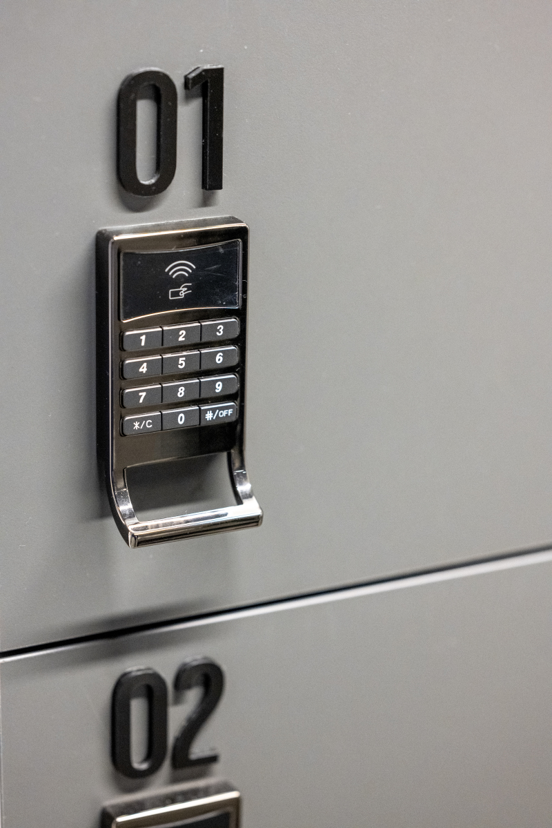 行李箱密码锁打不开？教你快速解决！