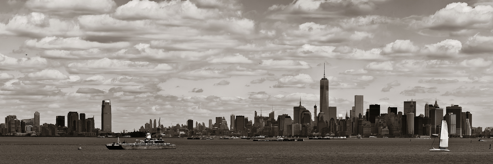 manhattan downtown skyline