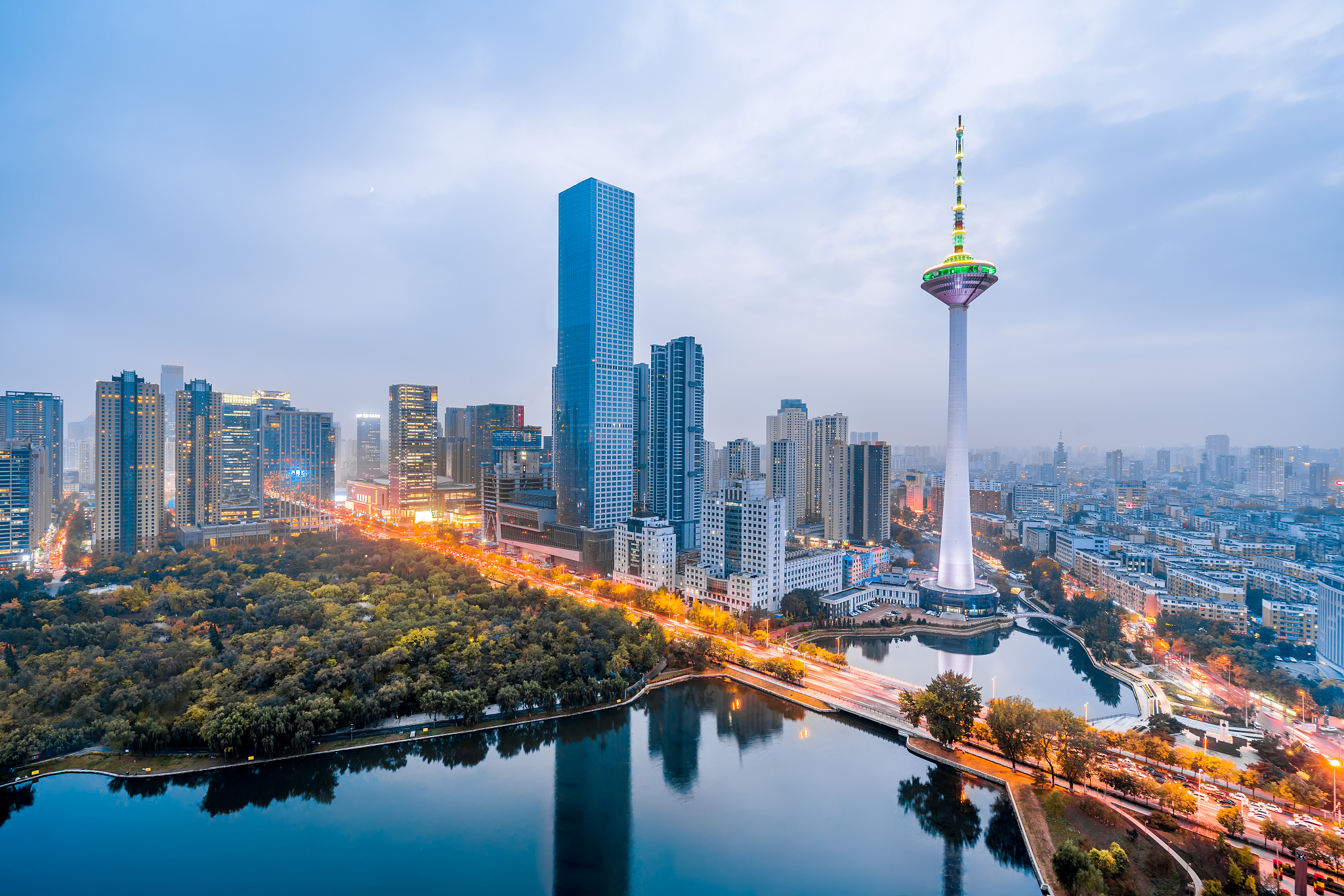 中国辽宁沈阳彩电塔城市cbd高视角夜景