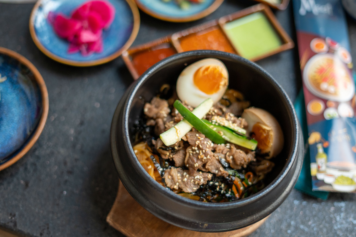 锅汽焖汁饭宣传文案