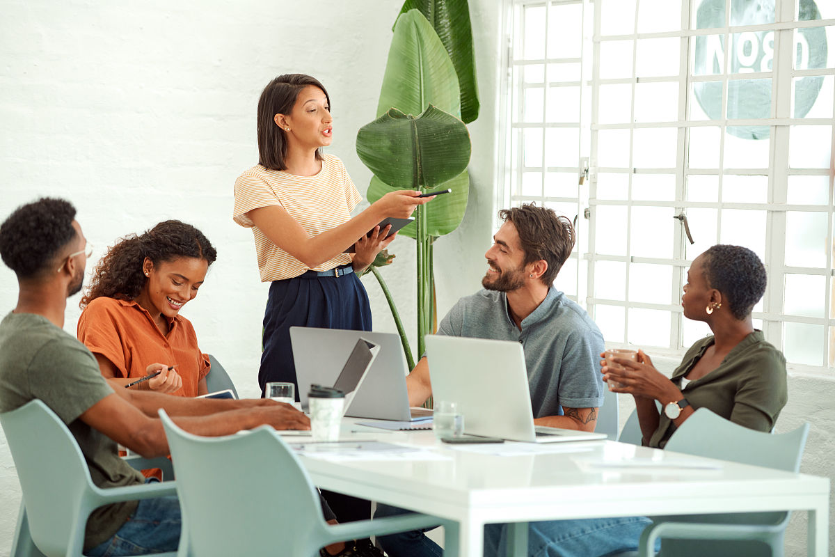 写一篇关于油库工作的小故事