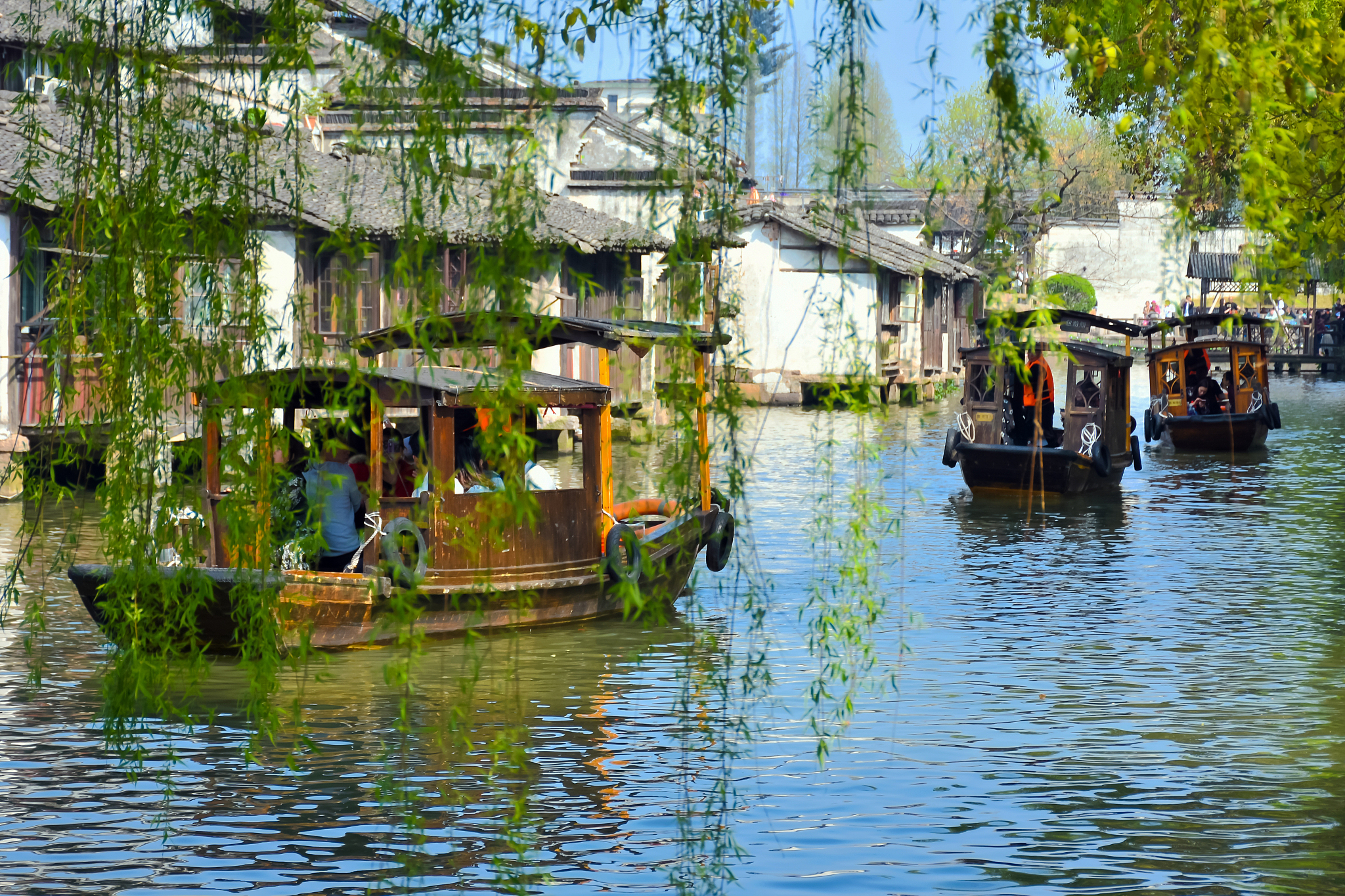 江南水乡夏日之旅：清凉与快乐