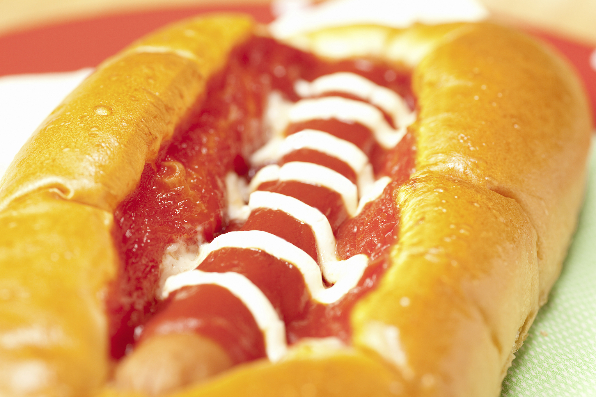 热狗可以在微波炉烤吗