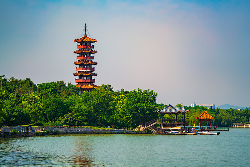 徐州：历史文化名城与交通枢纽 - 中国江苏旅游指南
