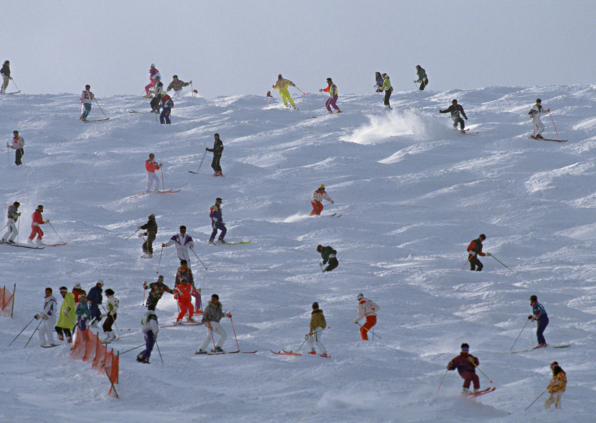 請計劃一個在4月中在北海道為期8天的滑雪旅行.
