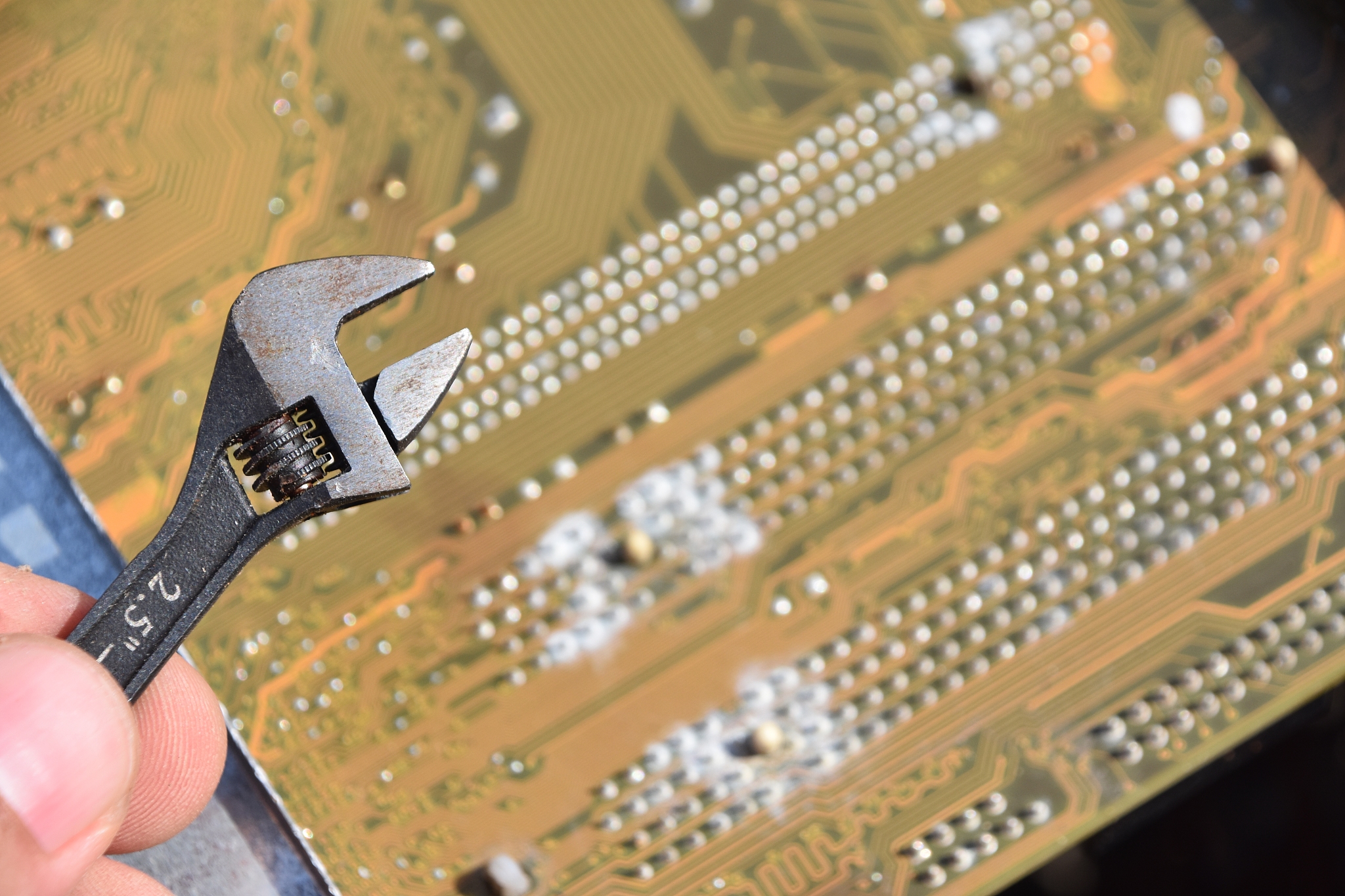 电脑配置指南：如何选择适合你的电脑配置？