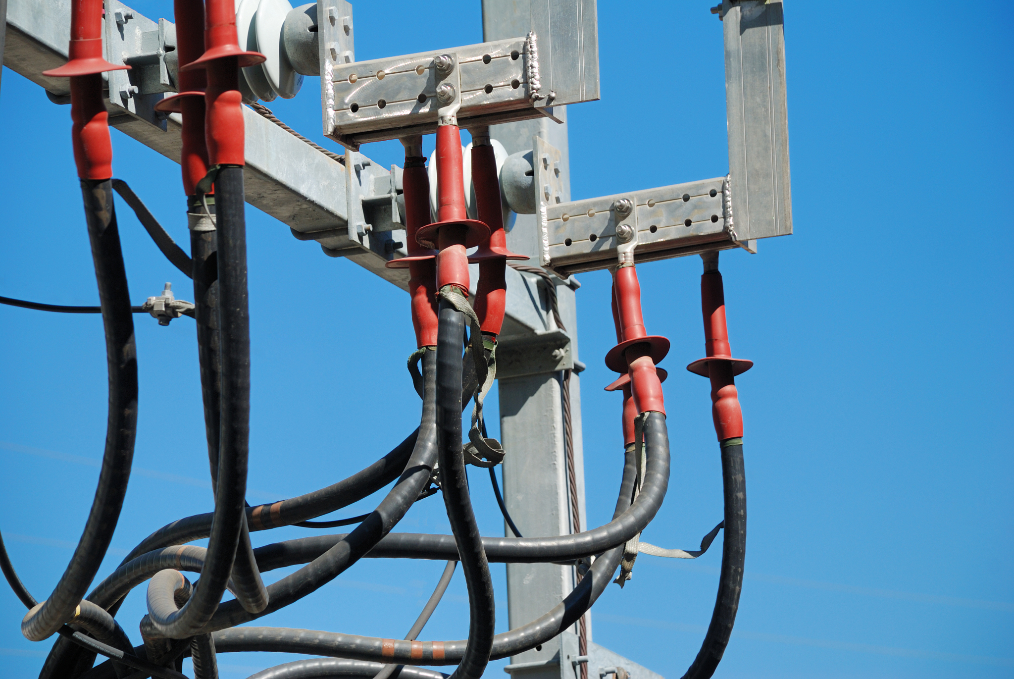 一种建筑电气线缆排布用束线卡为什么需要组装