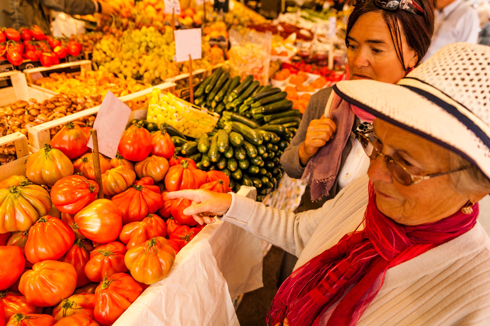 women at the venice market