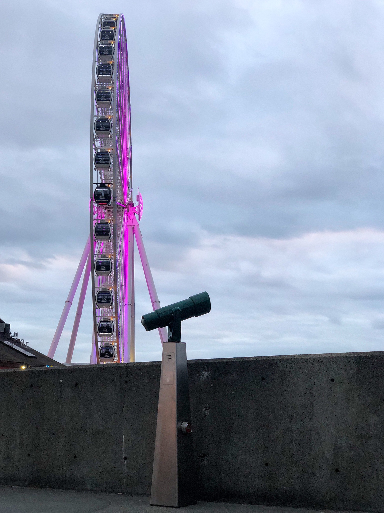 西北自驾游攻略：必备物品、注意事项及安全建议