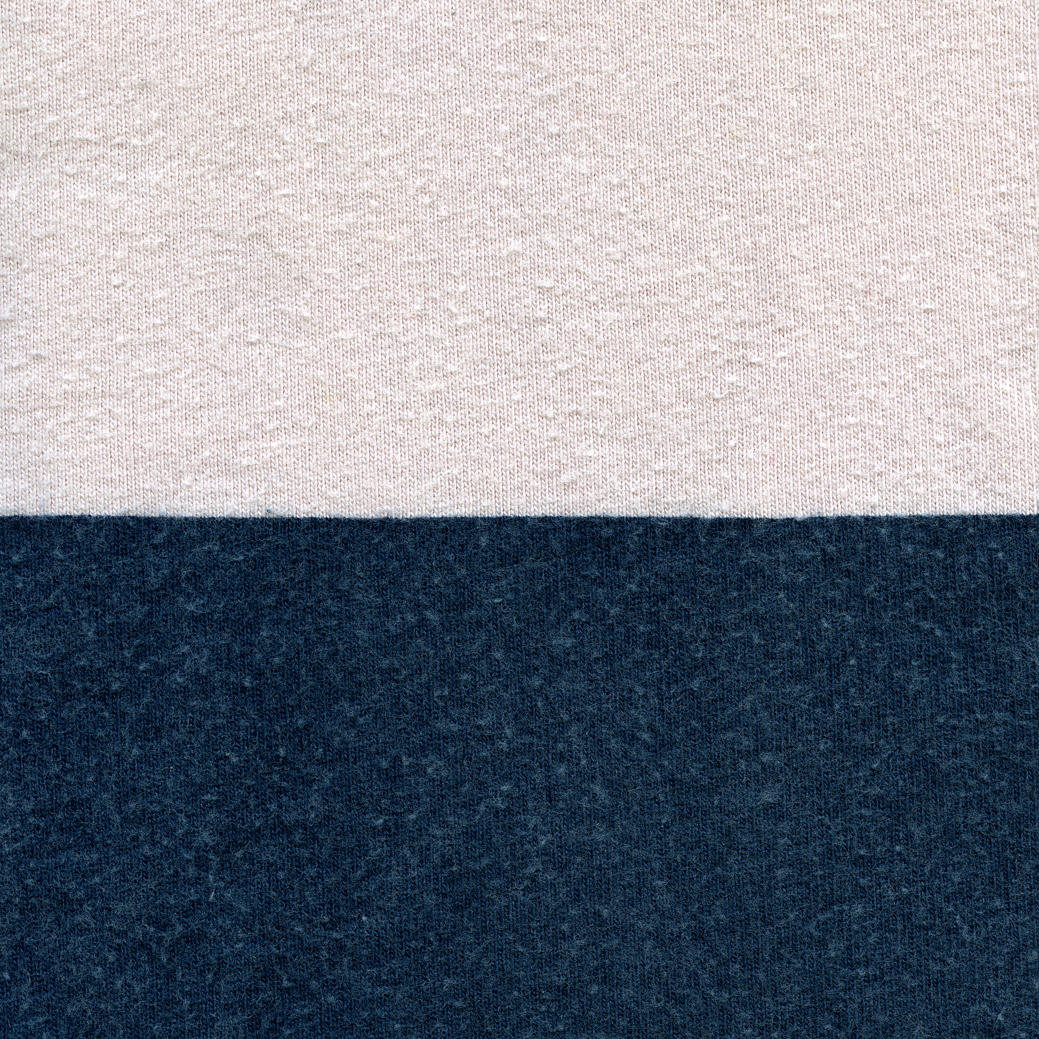 关于灯芯绒面料的款式的500字文章