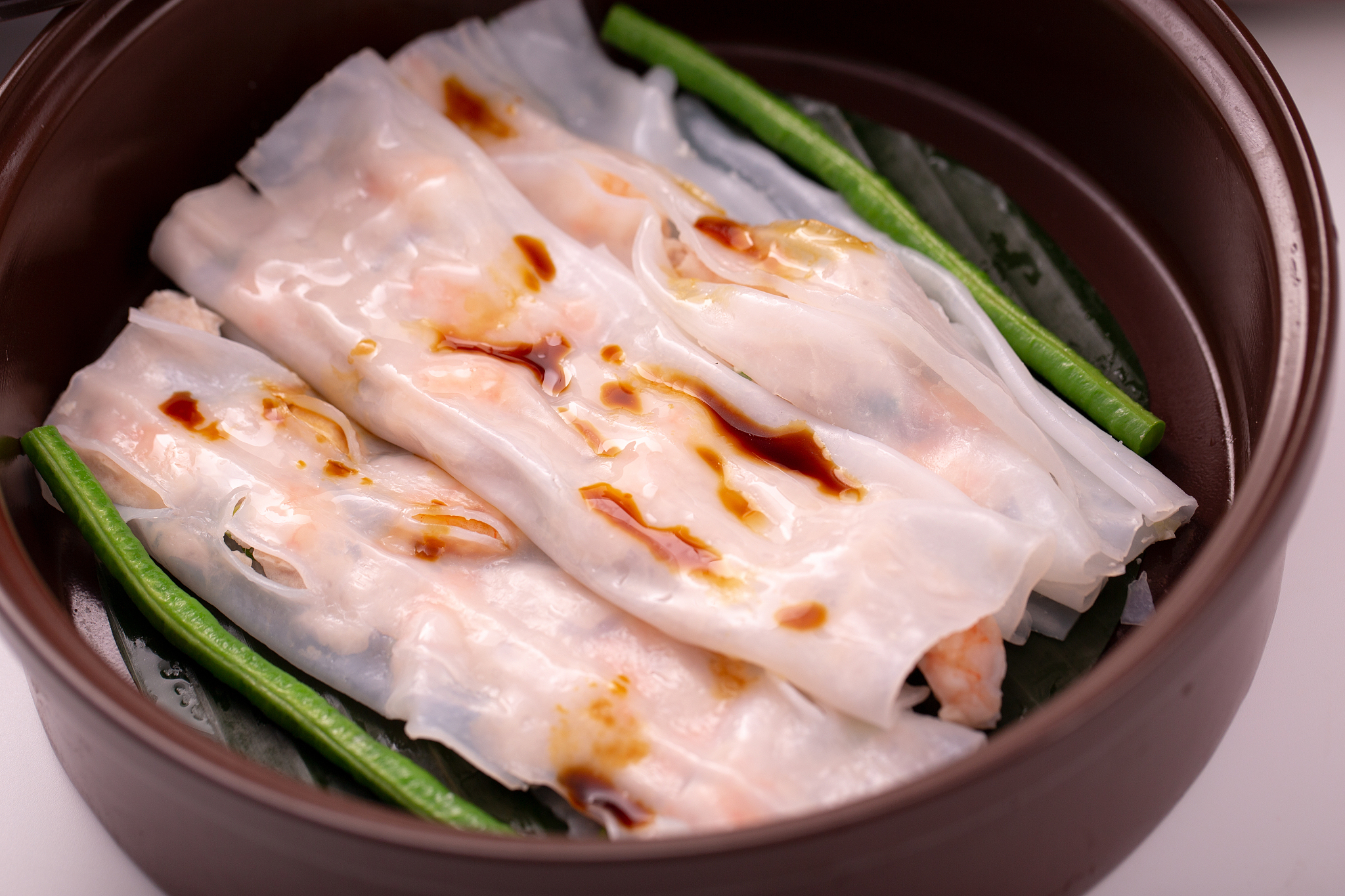 给我一份广式肠粉的配料表和步骤