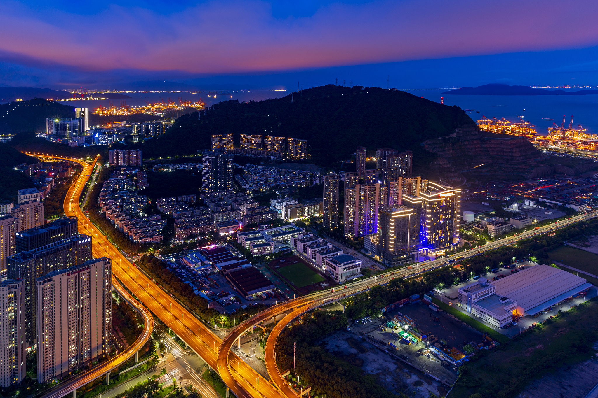 前海夜色