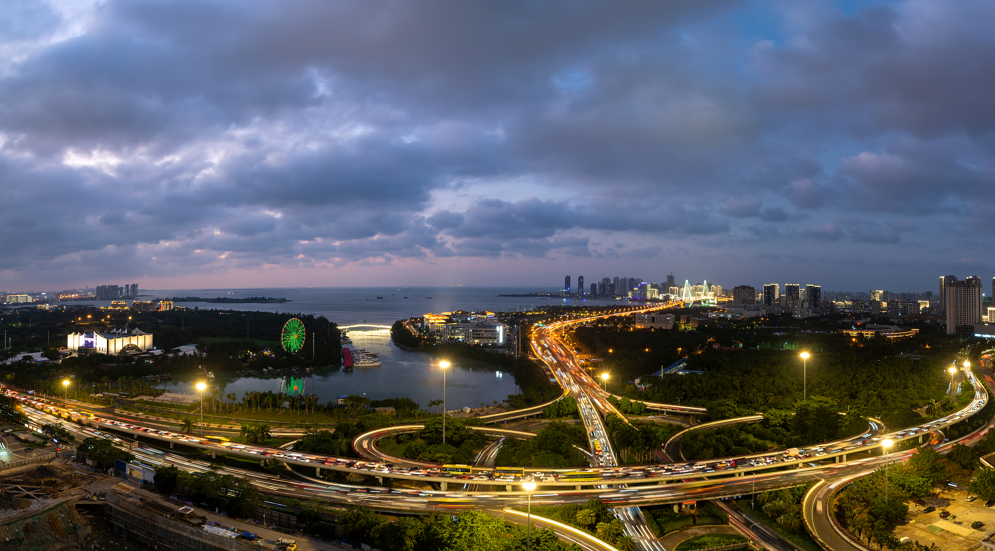 滨海立交桥夜景