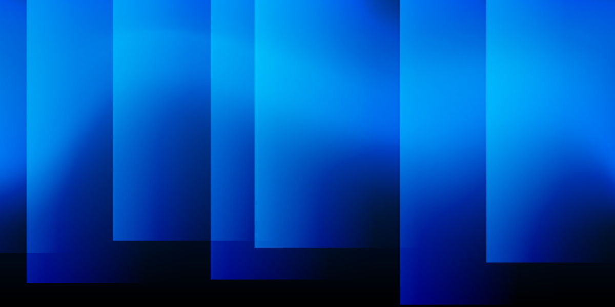 background urlassetstop1bgjpg no-repeat center 0px;让图片正常铺满div