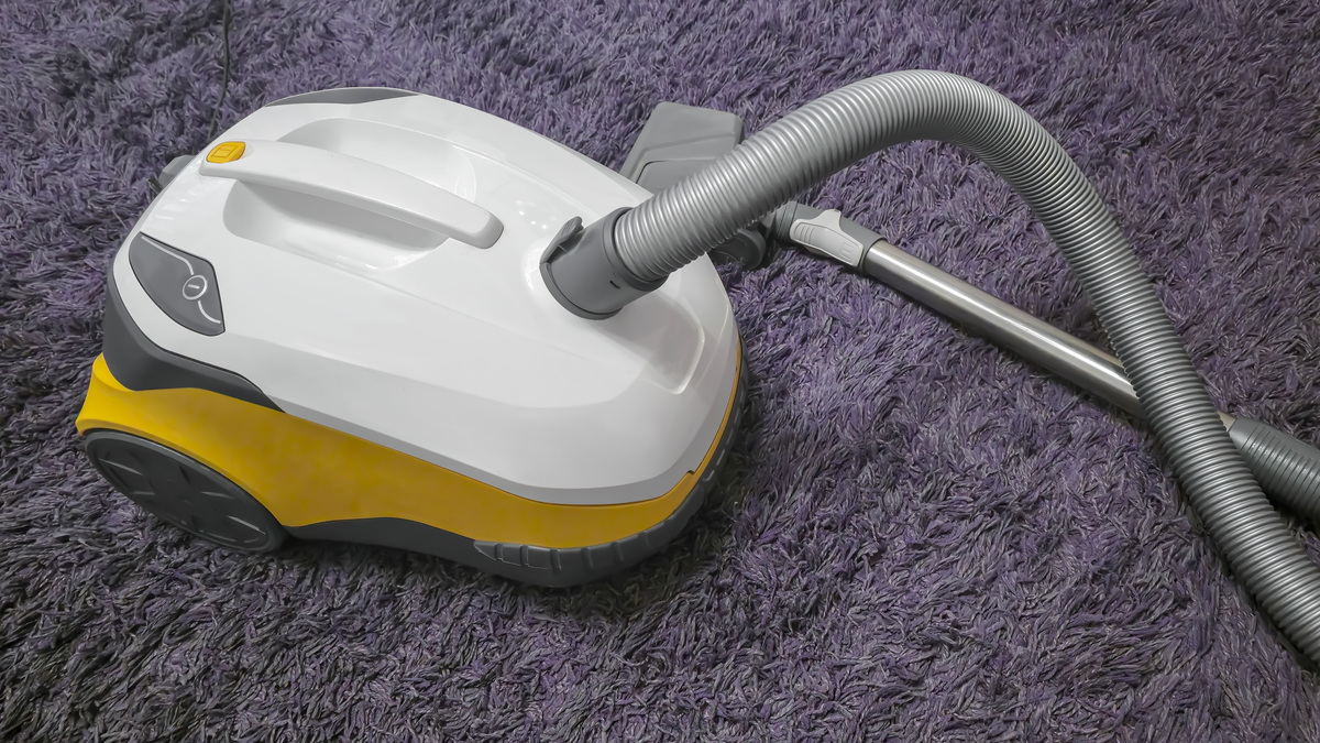 SW632 Professional Vacuum Cleaner: Powerful, Latest & Best-Selling