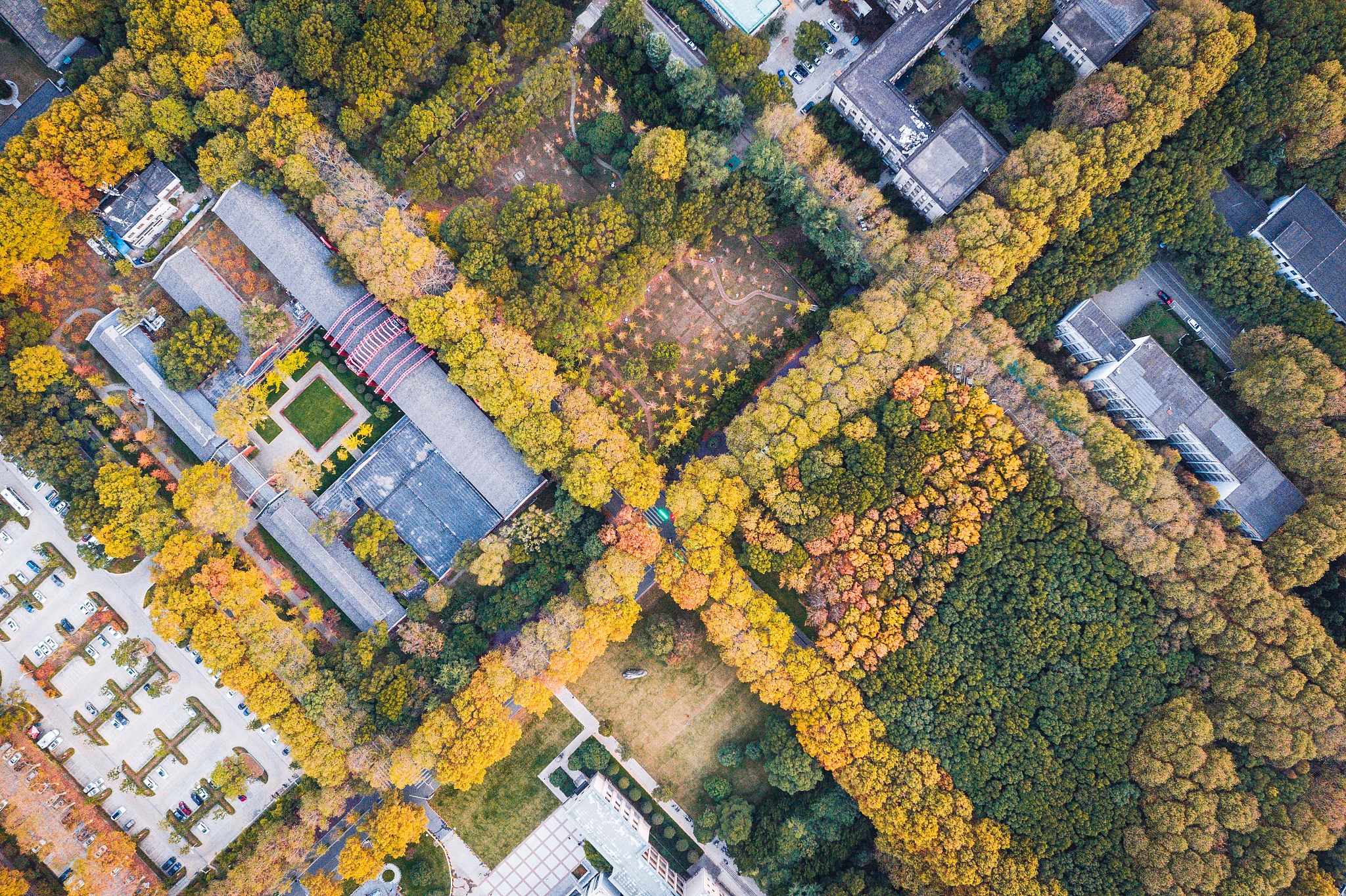 机电专业招生的学校有哪些？