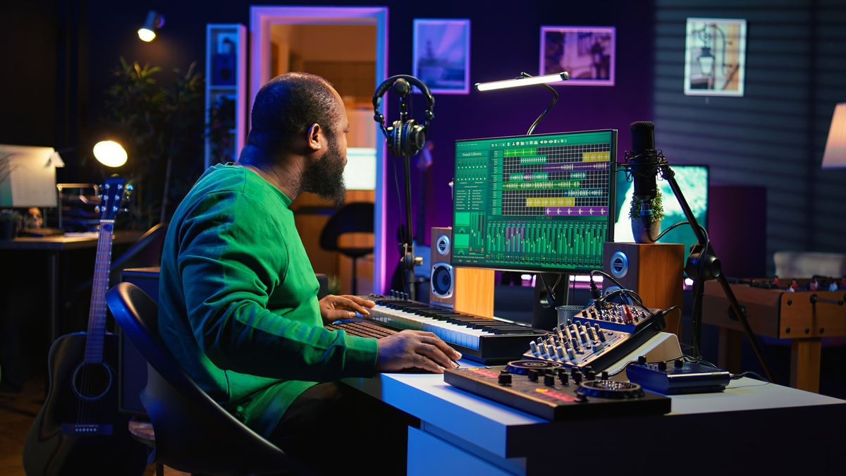 计算机音乐制作专业就业前景广阔 - 创意与技术结合的音乐未来