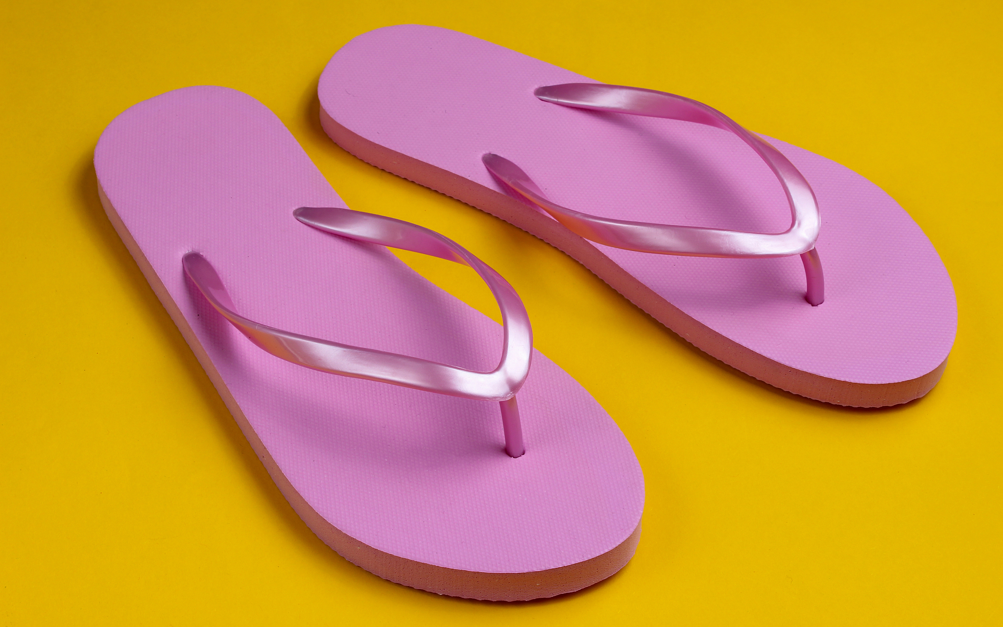 eva 和 pvc材质的拖鞋 安全性