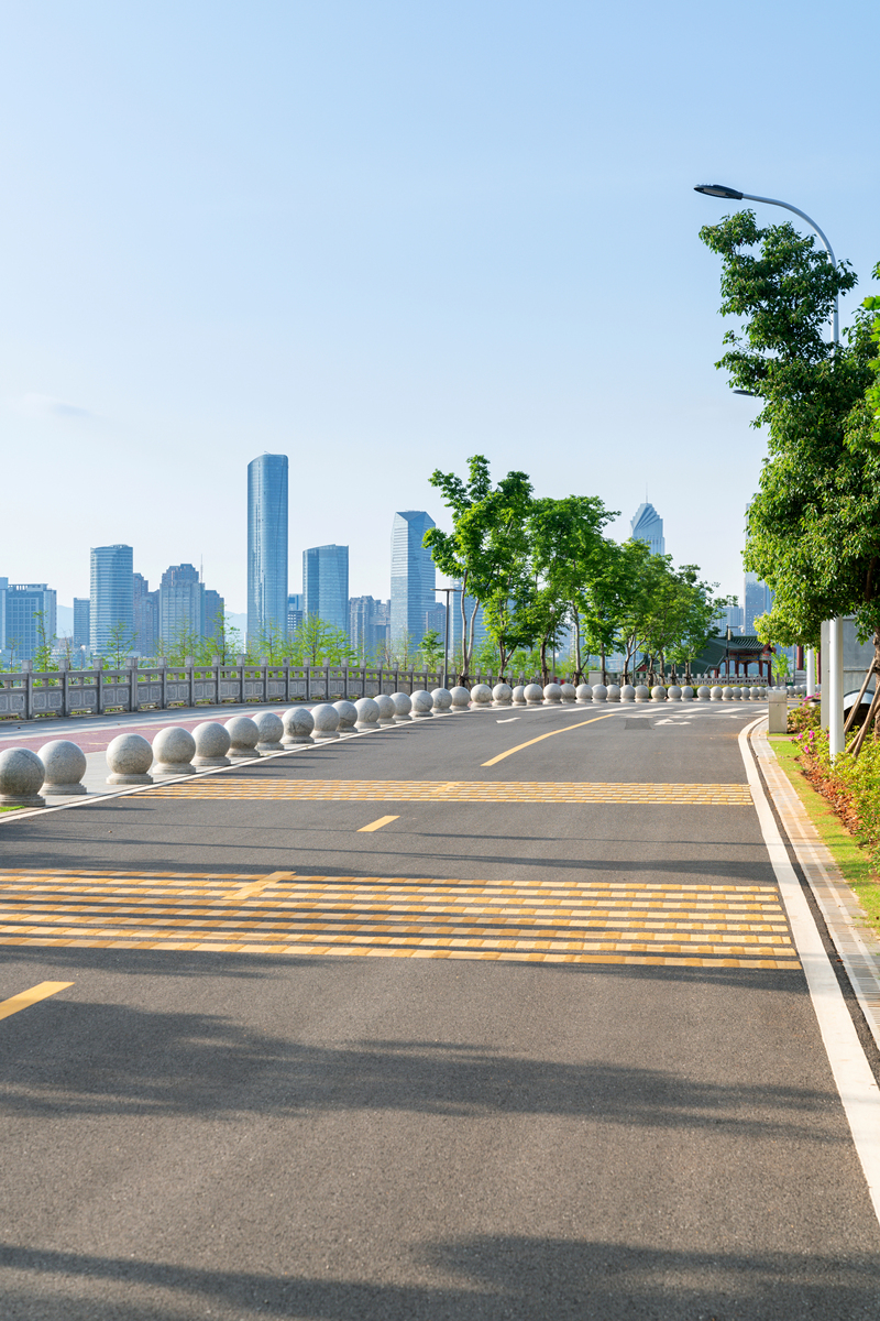 深圳一号风景大道：城市现代化的象征