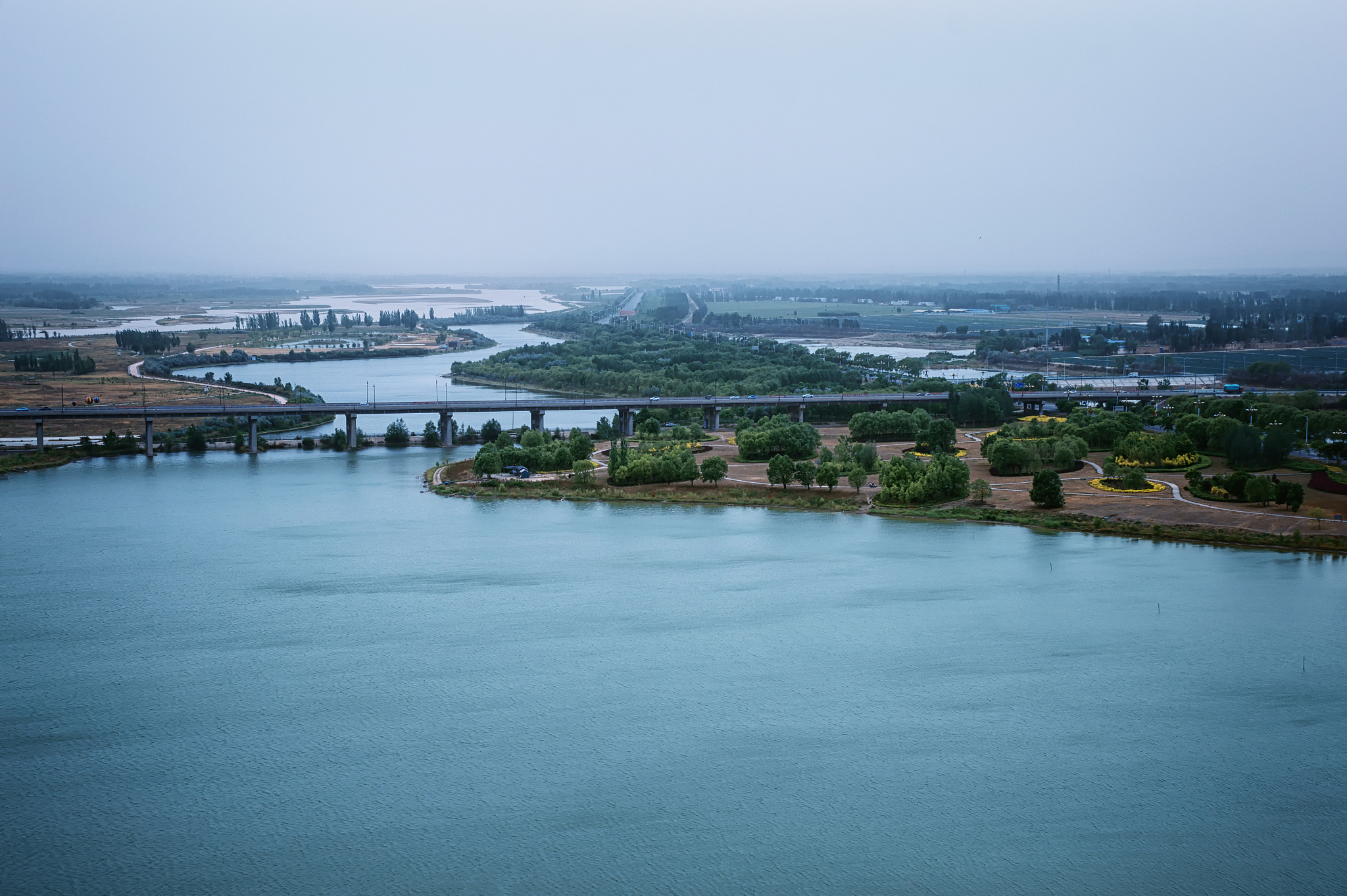 中国宁夏吴忠青铜峡城市自然风光