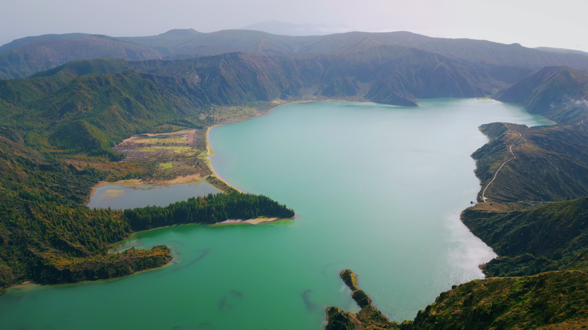 这次的目的地是北京平谷的金海湖,早就听闻这里的山水风光美得如画