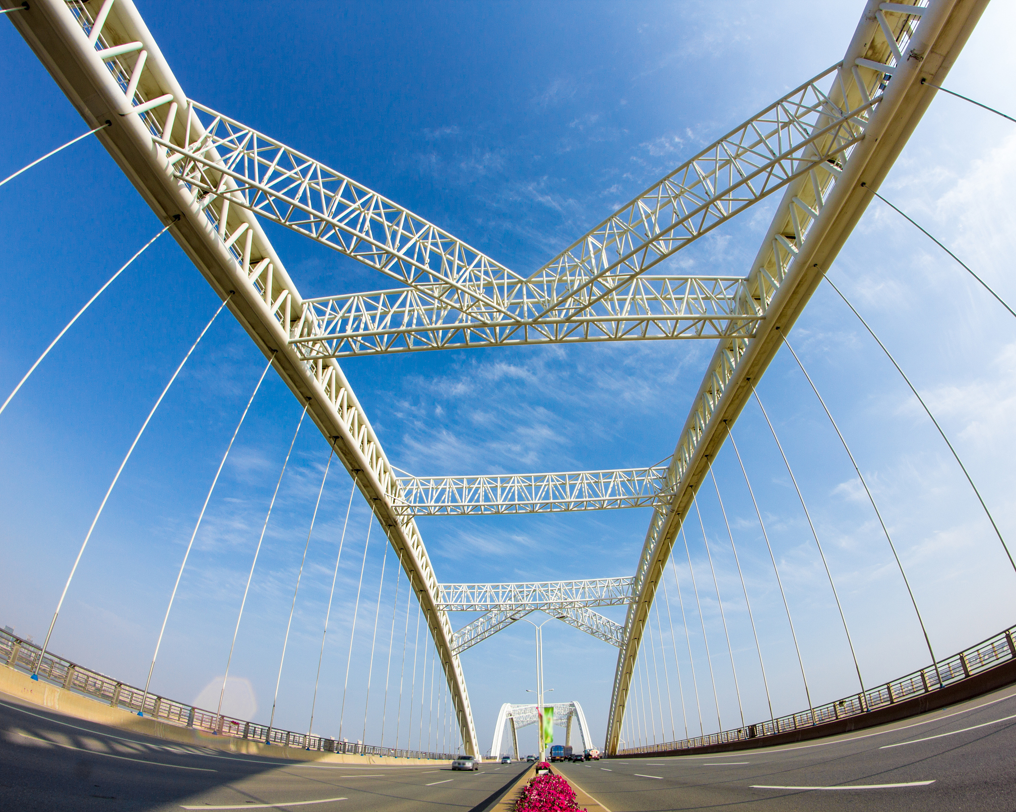 桥梁常见问题及解决方案：安全、设计、维护、应力等