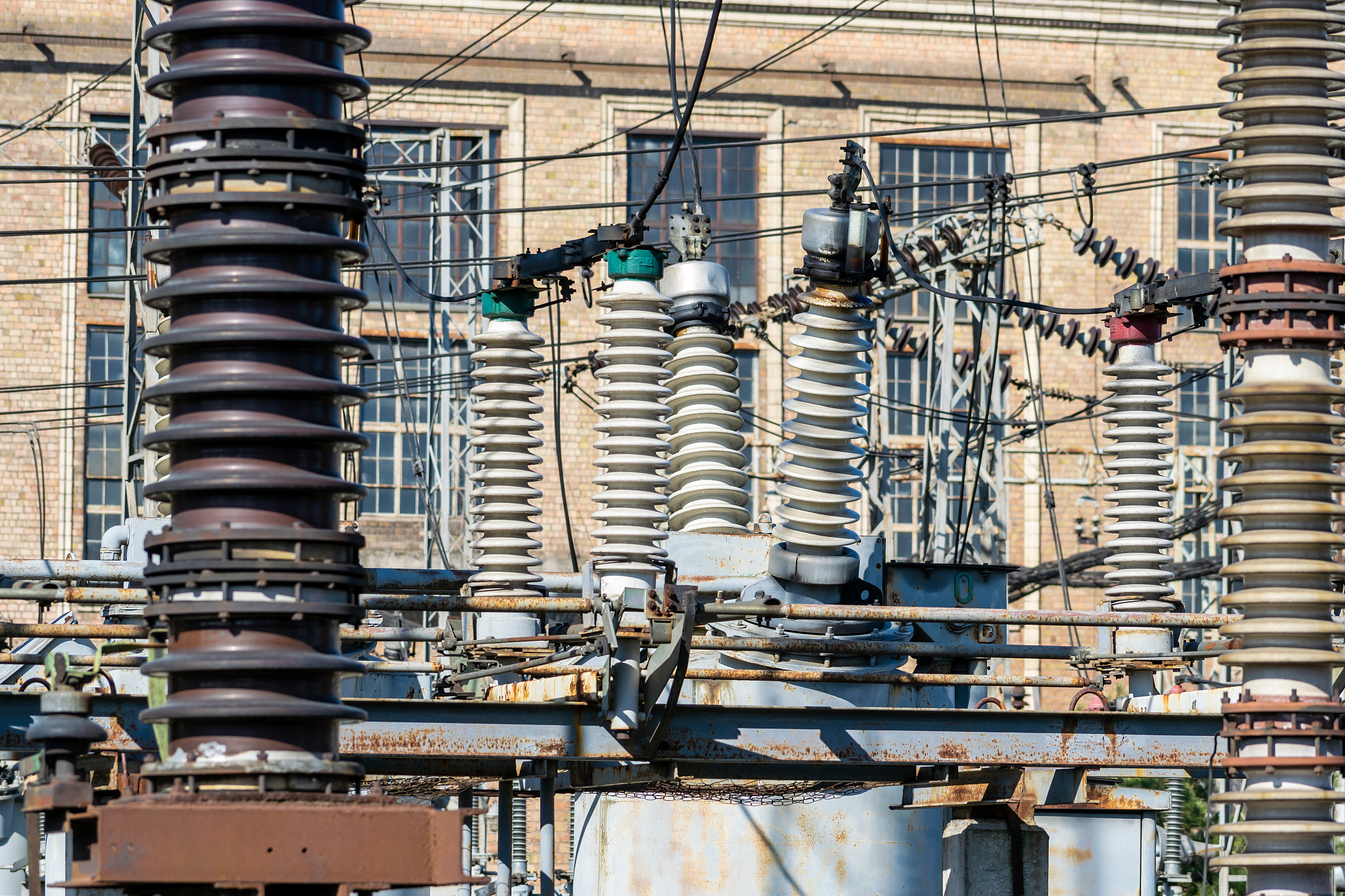 Analysis of grid dispatching on 10 kV busbar voltage transformer PT high voltage fuse melting processing method_English versionThe Analysis on the power grid dispatching on the handling of the high vo