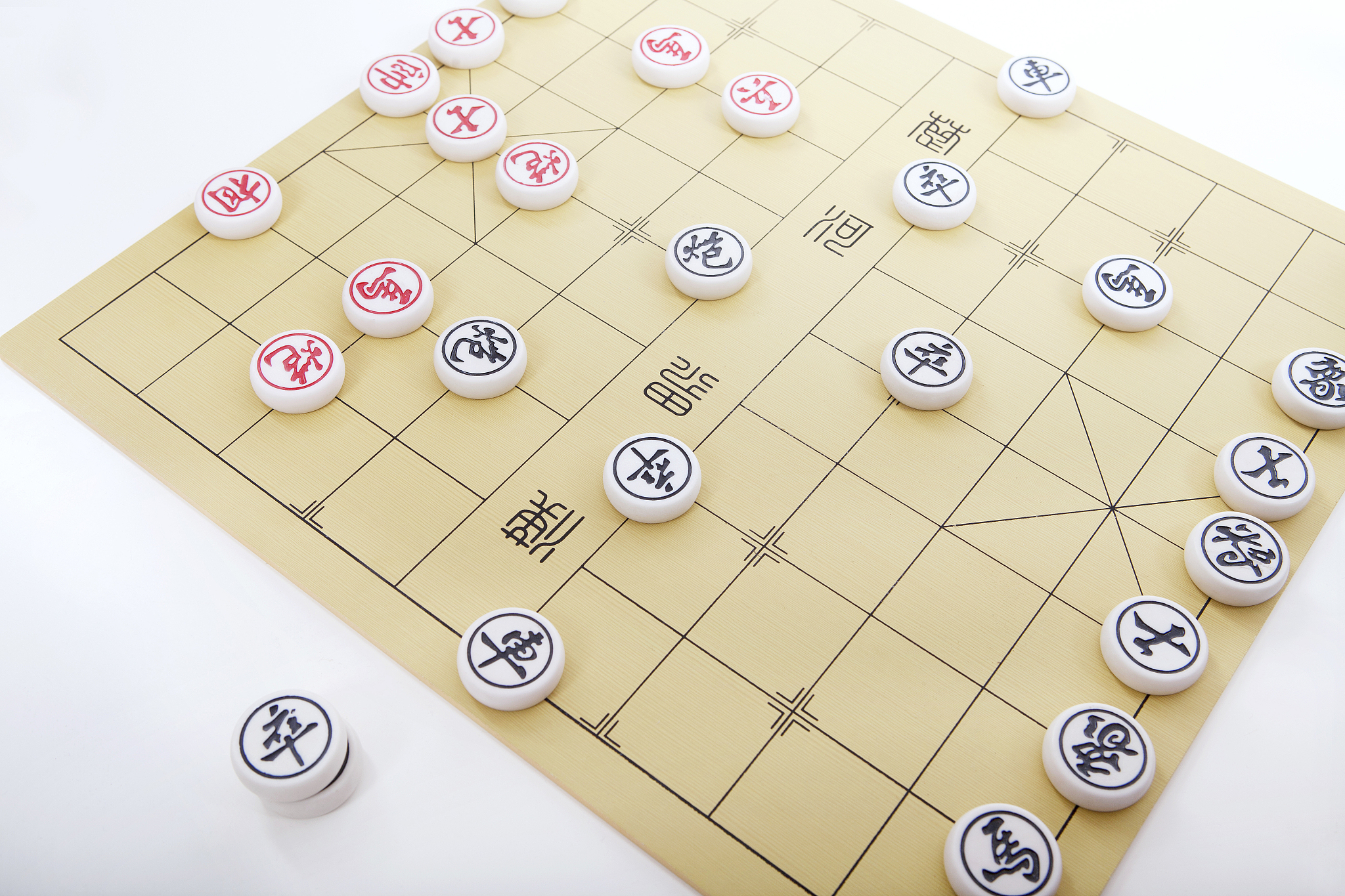 中国象棋：起源、规则、文化 - 棋盘上的智力博弈