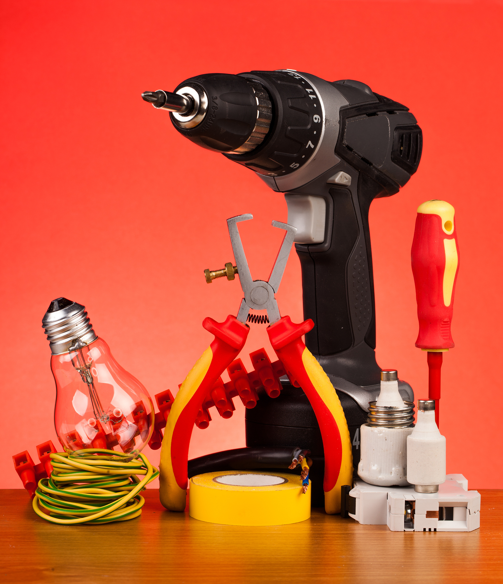 生物质垃圾电厂电工工作总结：二期项目电气施工监护及设备维护