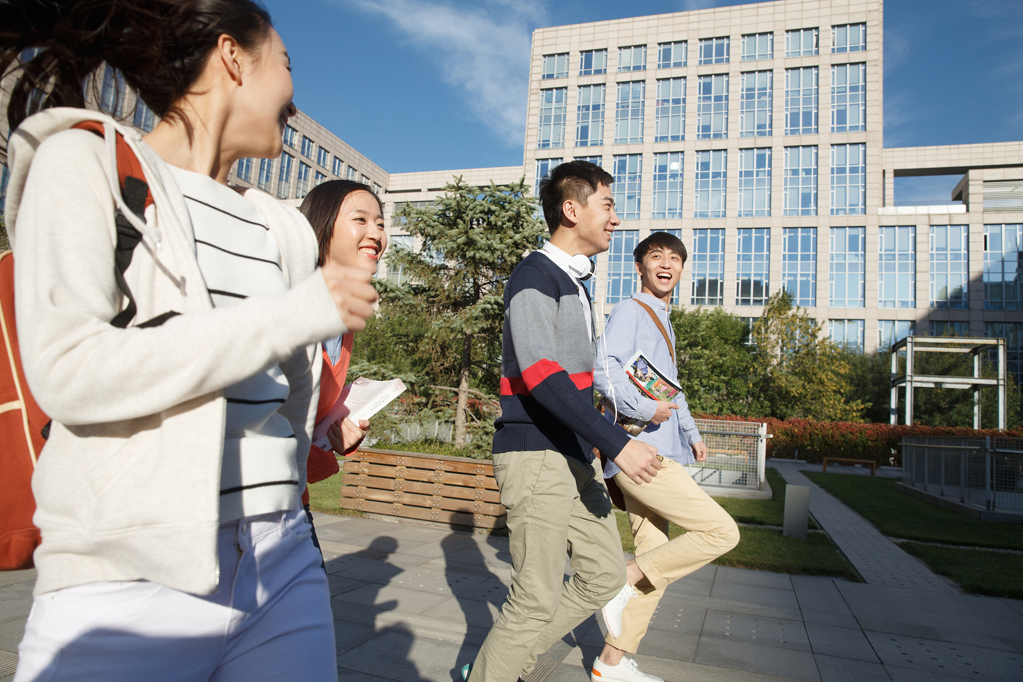大学第一天体验：充满活力、包容和机遇