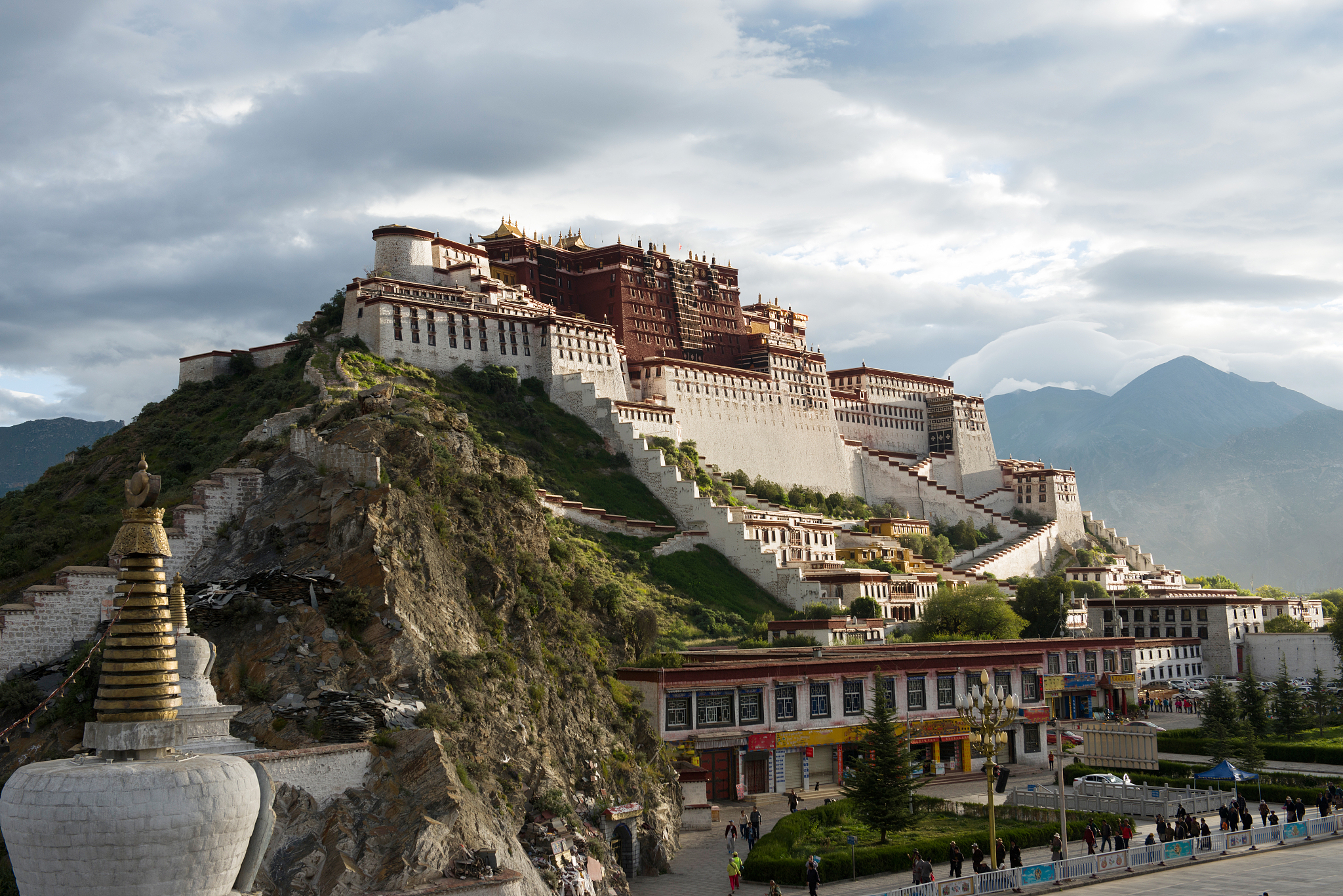我如何花100块钱去布达拉宫旅游