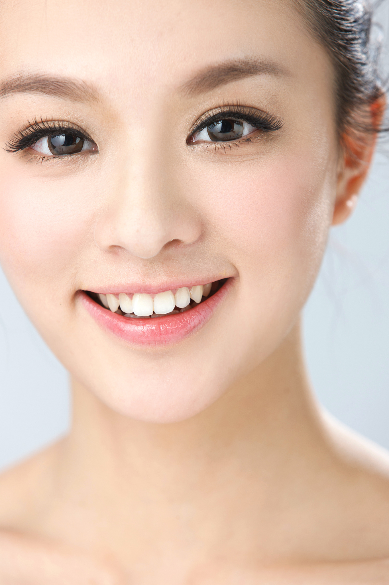 酒窝：魅力的秘密？有酒窝的人和没酒窝的人