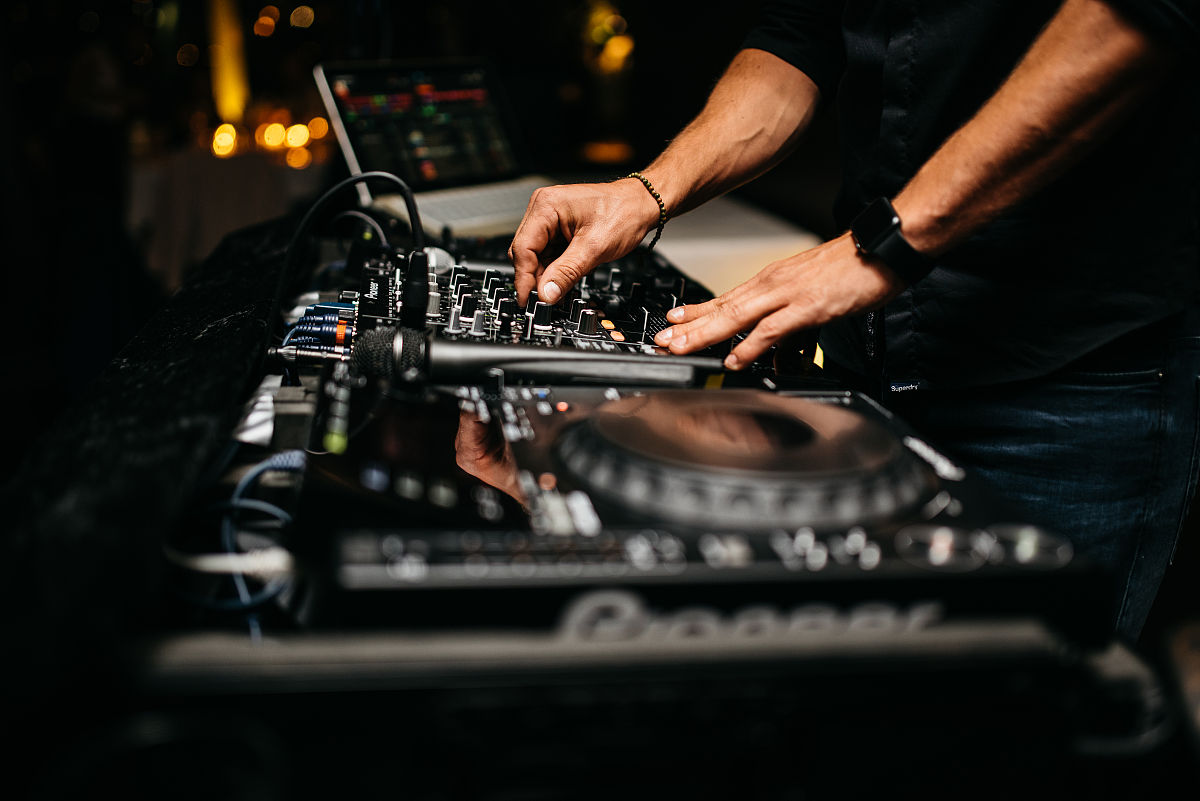 选择重庆职业学校音乐教育专业怎么样？