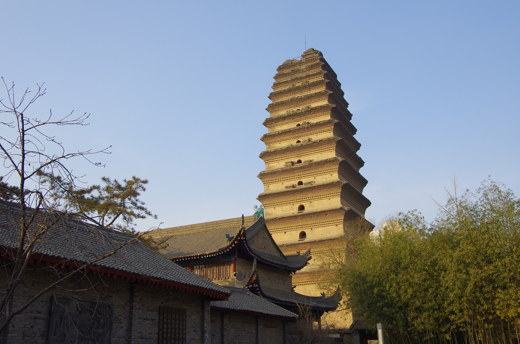 西安2023年读铁路学校一年要多少钱好不好